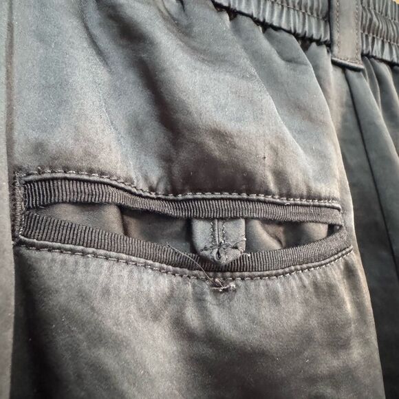 Black WHBM Satiny Cargo Joggers Size 10 VGUC - Picture 5 of 7